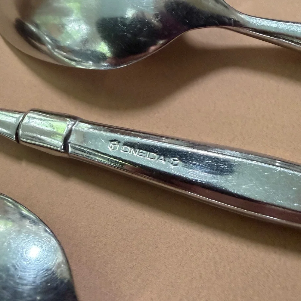 Oneida Act 1 Teaspoons Glossy Stainless Steel Cube Flatware Set of 5 Heirloom